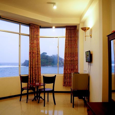 Sayurima Beach Hotel Ахангама Стая снимка