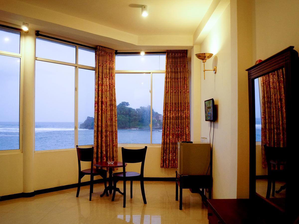 Sayurima Beach Hotel Ахангама Стая снимка