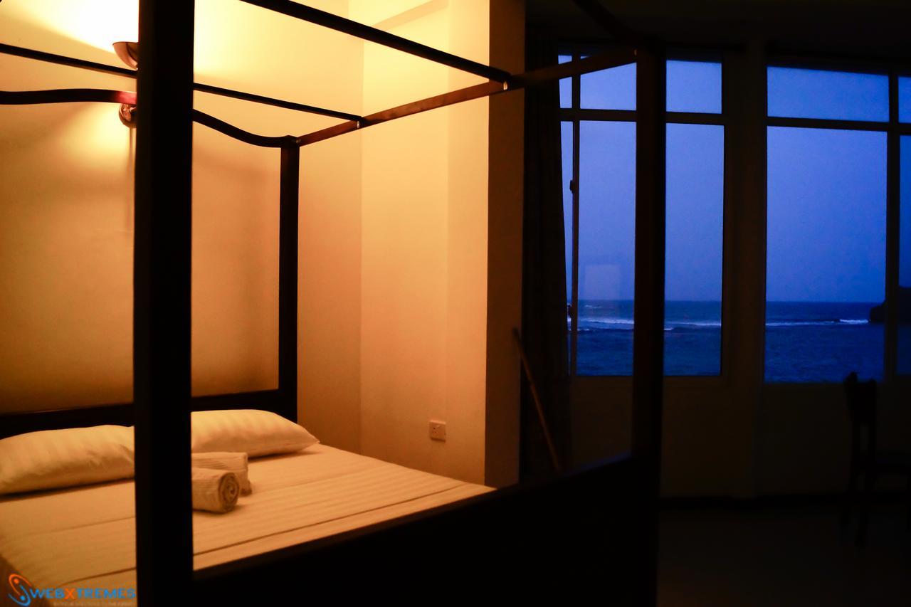 Sayurima Beach Hotel Ахангама Екстериор снимка