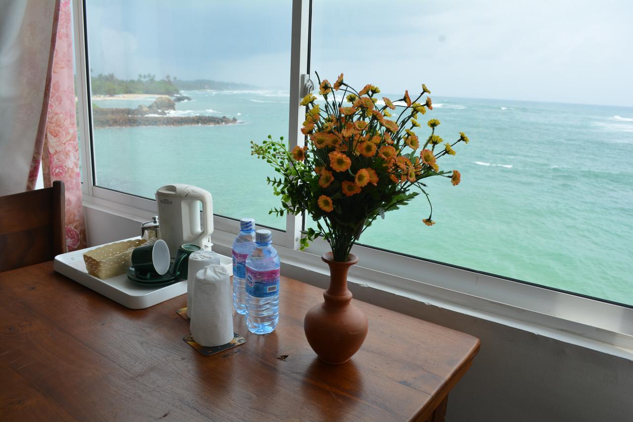 Sayurima Beach Hotel Ахангама Екстериор снимка